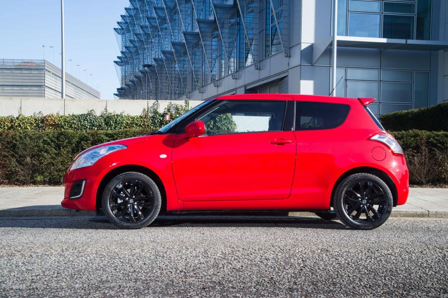  Suzuki Swift SZ-L 3-Door 2016 года  (фото 4 из 22)